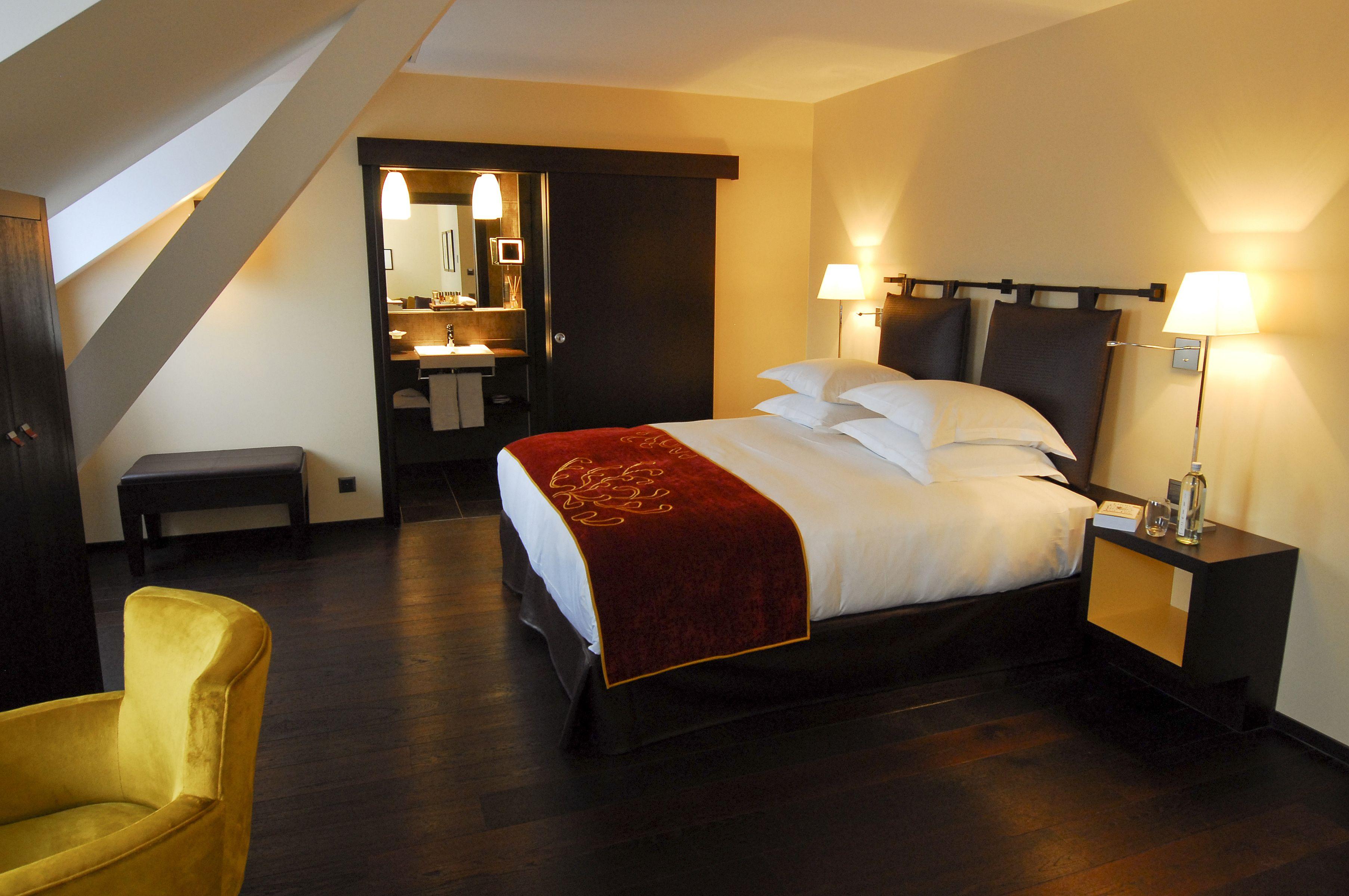 Hotel Eastwest By Malone 4*