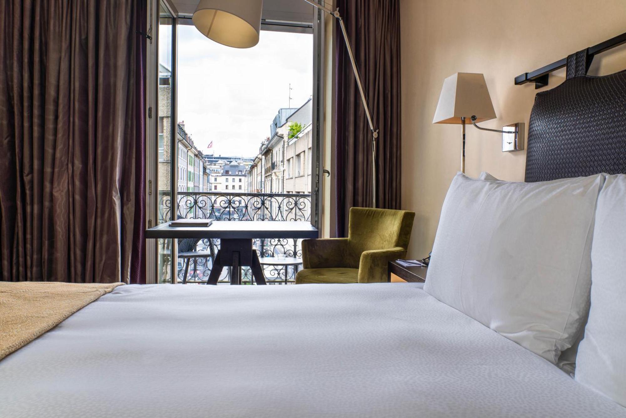 Hotel Eastwest By Malone 4*